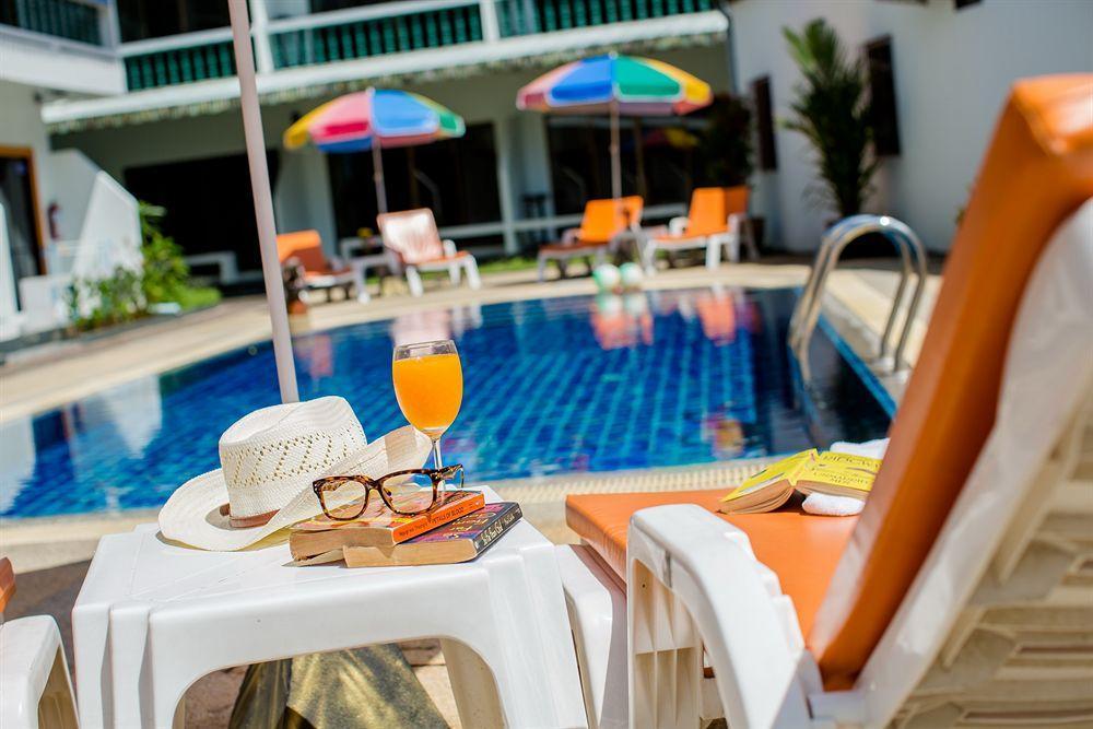 Hanuman Residence Phuket Buitenkant foto