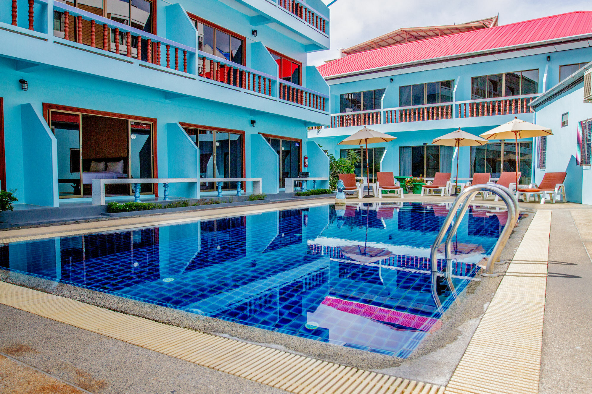 Hanuman Residence Phuket Buitenkant foto
