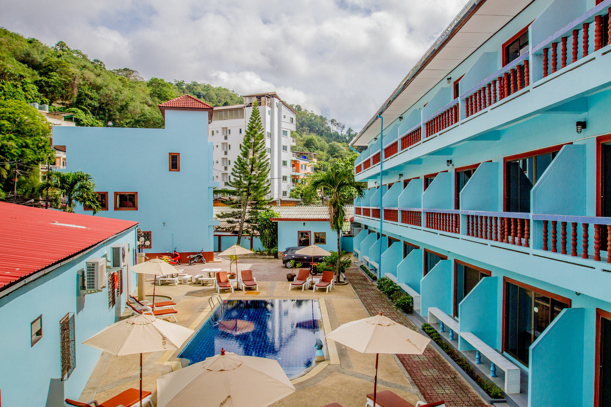 Hanuman Residence Phuket Buitenkant foto